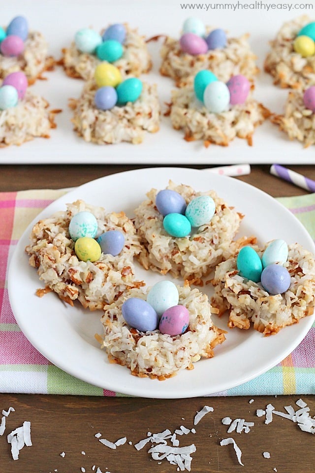 Delicious little nests made out of macaroon cookies and then topped with M&M Easter egg candies. Perfect for spring! Delicious little nests made out of macaroon cookies and then topped with M&M Easter egg candies. Perfect for spring!