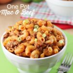 One Pot Mac and Beef - delicious dinner made all in one pot and in under 30 minutes!