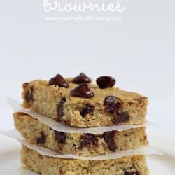 White Bean Brownies - gluten free brownies made using garbanzo beans (aka chickpeas) instead of flour. Soft, easy to make, delicious and healthy! #glutenfree #flourless