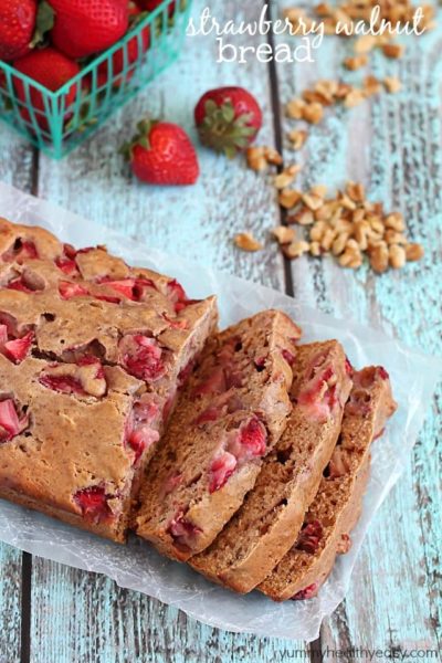Strawberry Walnut Bread - a delicious quick bread filled with fresh strawberries and walnuts. Easy, light and flavorful! yummyhealthyeasy.com
