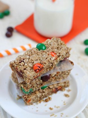 Get your glass of milk ready, you'll love these Oatmeal Cookie Bars!