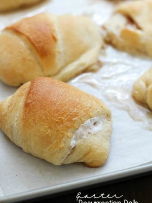 A fun Easter treat that teaches children (and adults!) the real reason behind the holiday of Easter. These resurrection rolls are so easy to make and absolutely delicious!