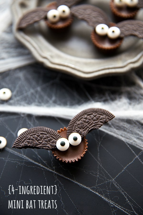 Easy 4-Ingredient Bat Treats - 21 Cute Halloween Snacks for Kids!